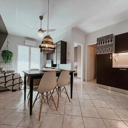 Tribal Rivamare شقة دْيانو مارينا